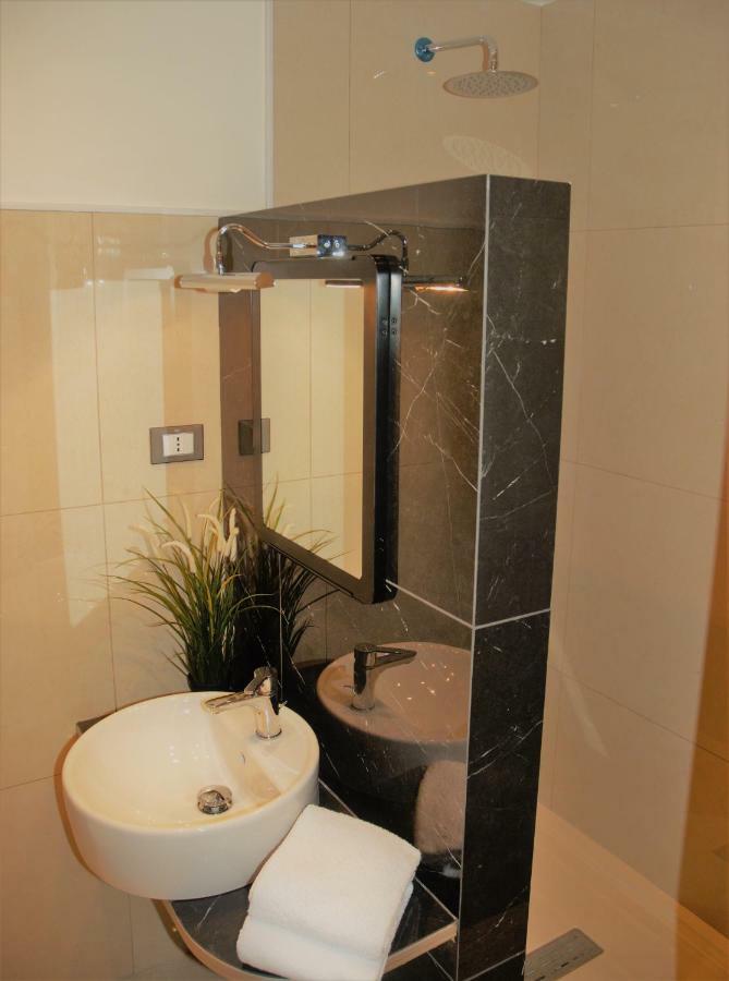 Cinque Terre The Square Apt - Two Bathrooms La Spezia Exterior photo